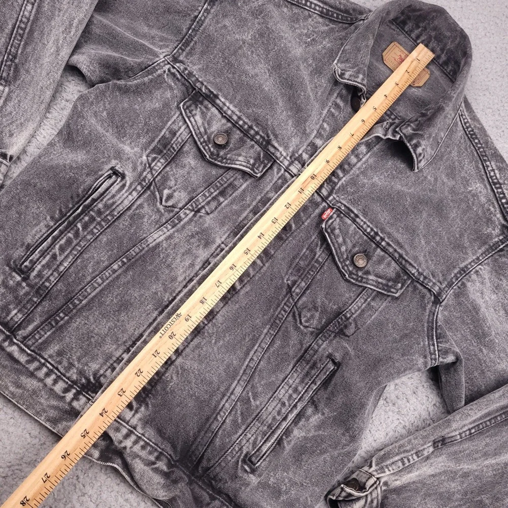 Vintage 80s Levis Denim Jacket Gray Acid Wash Mens Trucker Jean Jacket USA Small - Picture 7 of 15
